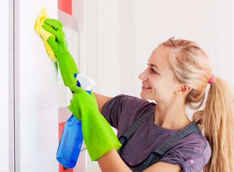 Customer complaint review process for a cleaning service